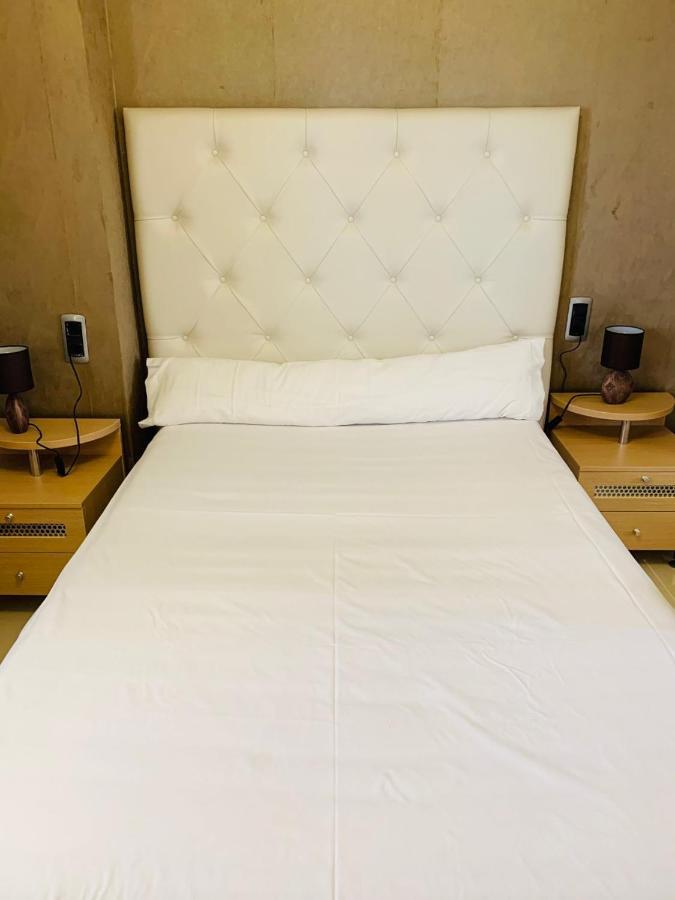 Apartamentos Boutique El Cano โอโรเปซาเดลมาร์ ภายนอก รูปภาพ